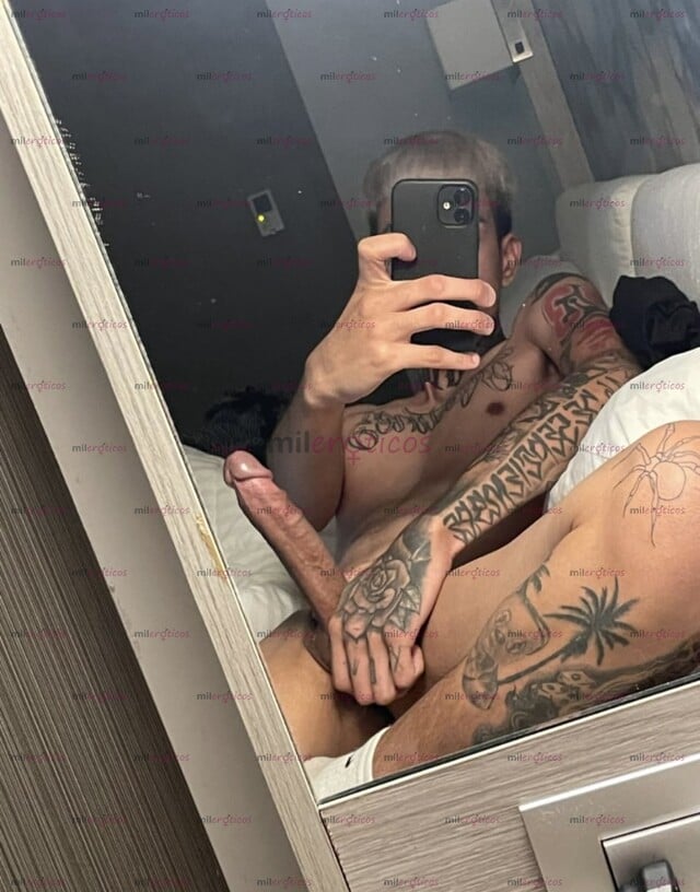 FOTOS DE JOVEN DELGADO ALTO TATUADO VERGON 22CM EXPERIENCIA EN PAREJAS SW