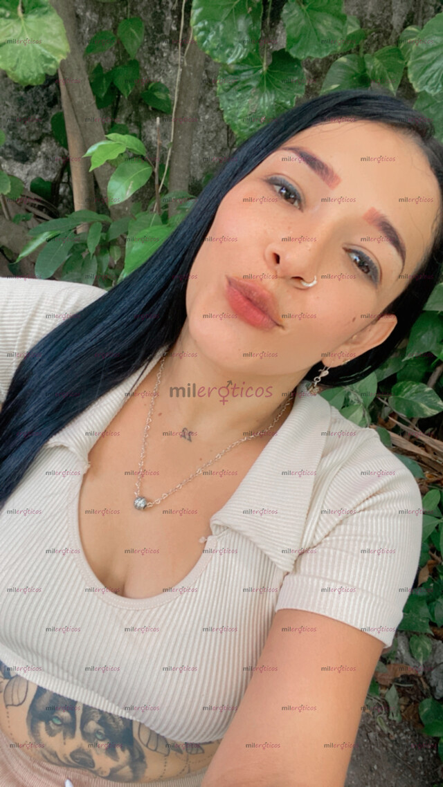 FOTOS DE MUJER HERMOSA COLOMBIANA Y SÚPER CALIENTE PELO LARGA MI AMOR