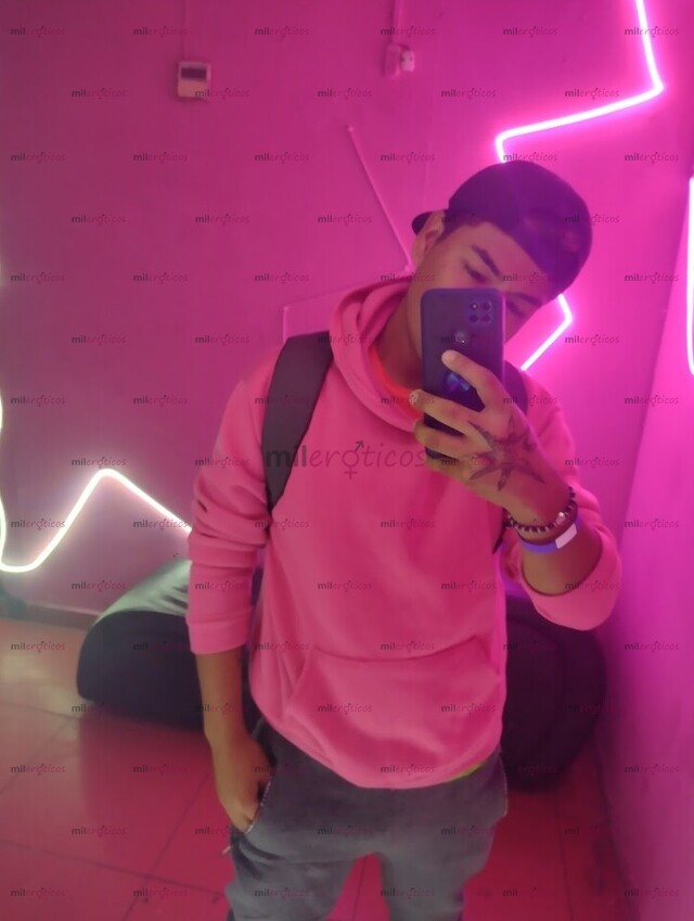 FOTOS DE CALED DISPUESTO A PASARLA BIEN 21 AÑO ACTIVO