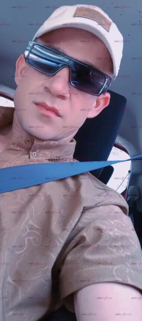 FOTOS DE DEREK GUAPO Y VERGON EXTRANJERO LISTO PARA COMPLACERTE