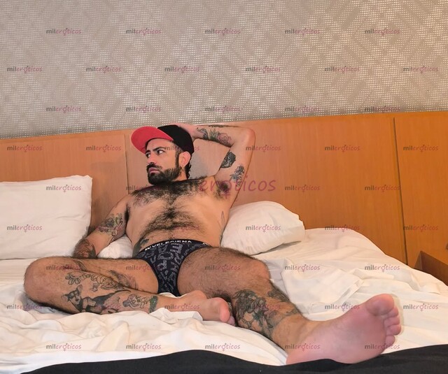 FOTOS DE MACHO PELUDO , LOBO , GUAPO, BARBÓN, INTER