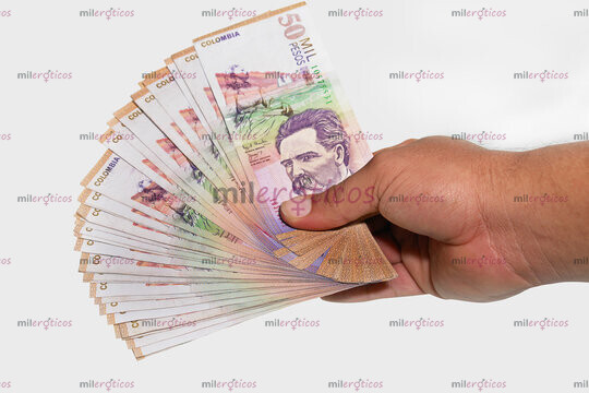 FOTOS DE SE SOLICITAN CHICAS PARA TRABAJAR HORARIOS NOCTURNOS INDEPENDIENTE