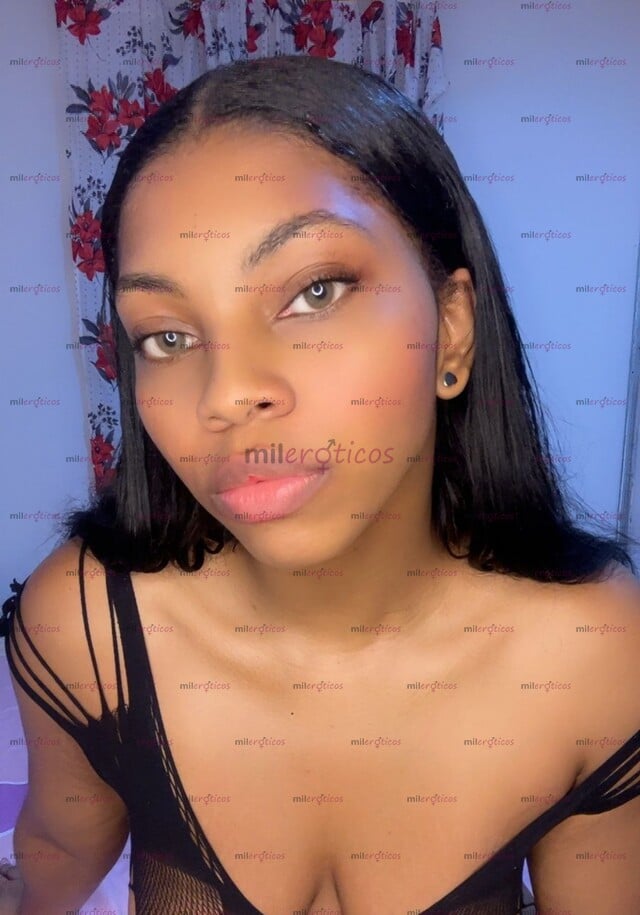 FOTOS DE HOLA MIS AMORES MI NOMBRE ES CONNIE UNA MORENA DE 1,81 MUY COMPLACIENTE