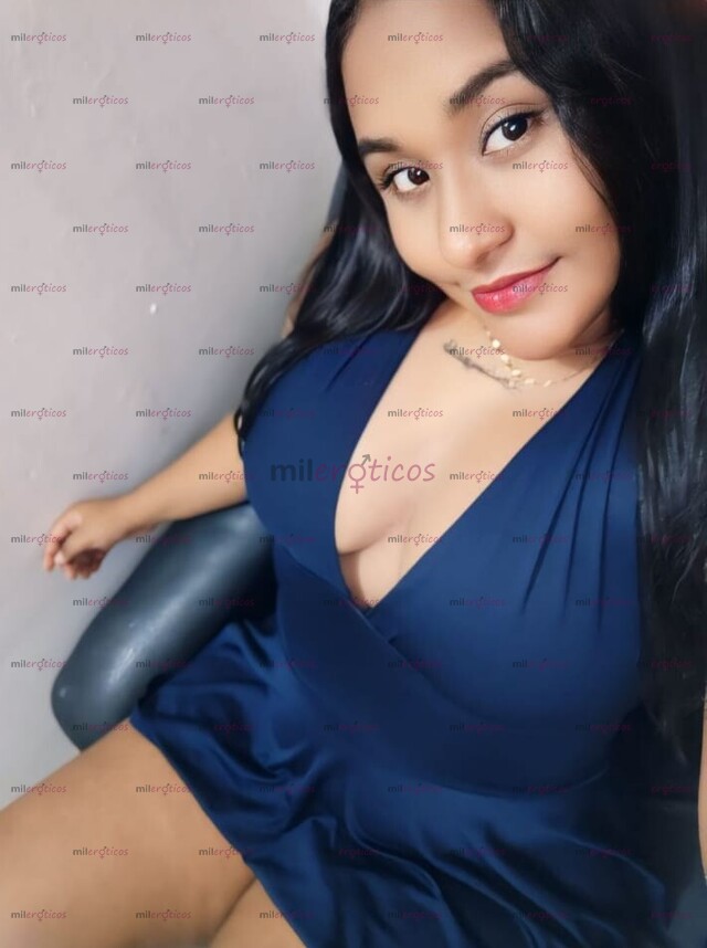 FOTOS DE HERMOSA MORENITA DE 21 AÑOS CON CULO GRANDE