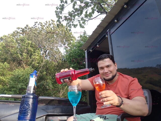FOTOS DE DISPUESTO A TUS FANTASÍAS .....TU SATISFACCIÓN ES MI PRIORIDAD
