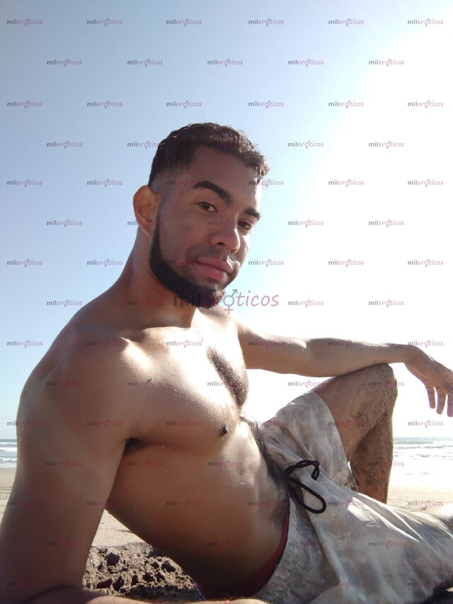 FOTOS DE JACOB MORENO DOTADO 23CM CON SITIO PRIVADO.