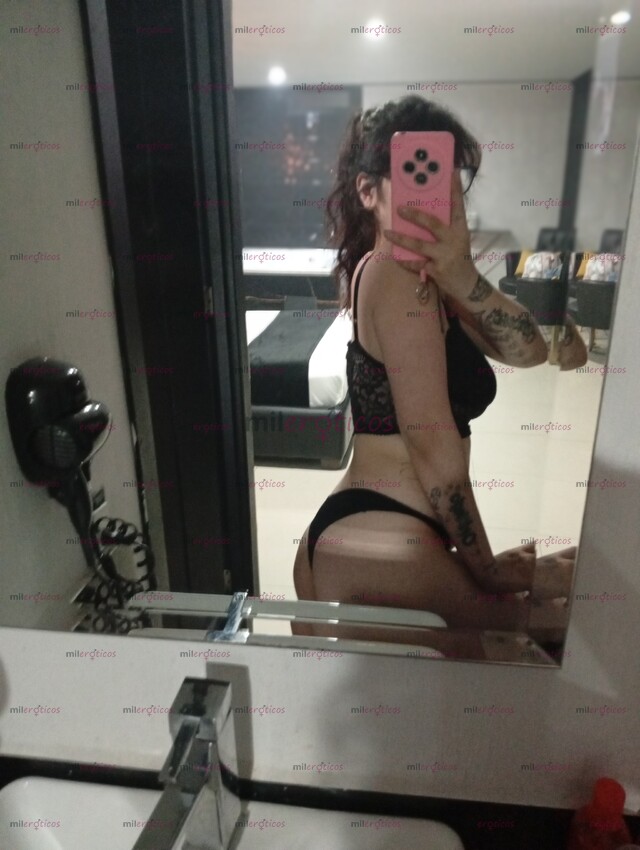 FOTOS DE HORNY NIÑA DE TEZ CLARA DISPUESTA A RECIBIR TODITA TU VERGA $900 1HRA