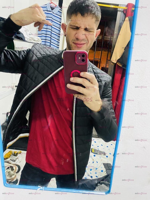 FOTOS DE TIPO SERIO RESERVADO VERGON Y HONESTO ESCRIBA AL WS