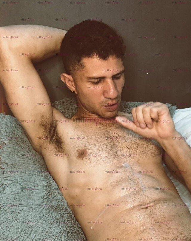 FOTOS DE TIPO SERIO RESERVADO VERGON Y HONESTO ESCRIBA AL WS