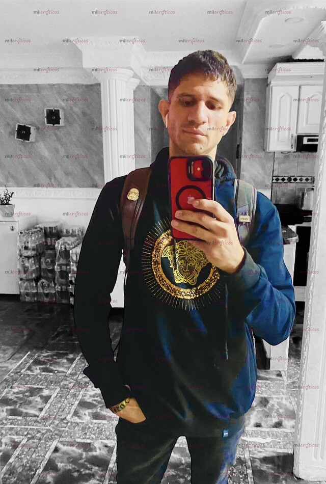 FOTOS DE TIPO SERIO RESERVADO VERGON Y HONESTO ESCRIBA AL WS