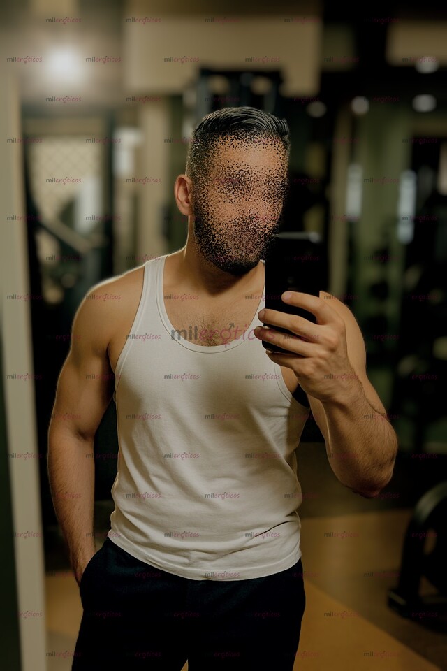 FOTOS DE GIGOLÓ VIP HETERO PARA DAMAS PAREJAS VOUYER TRÍO SEX INTERRACIAL EXTRANJEROS