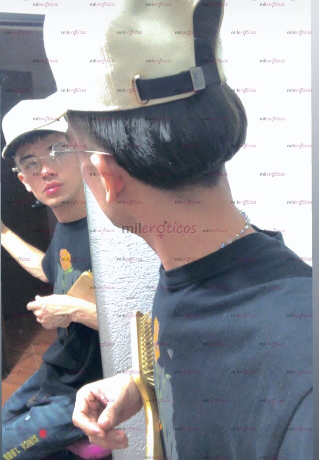 FOTOS DE JOVEN NUEVO EN LA CIUDA ESTUDENT FROM COLOMBIAN!