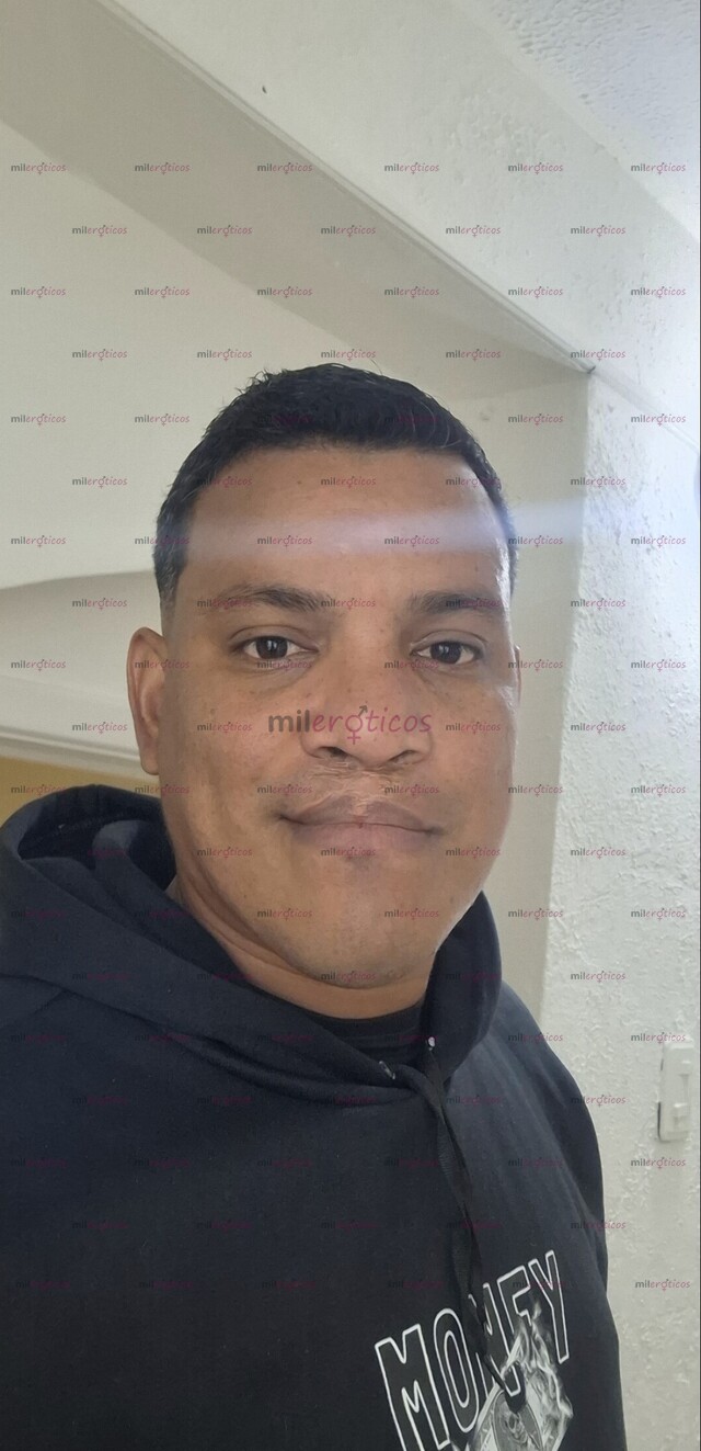 FOTOS DE SITIO PRIVADO MACHO MASAJISTA VENEZOLANO COMPLACIENTE GRUESA