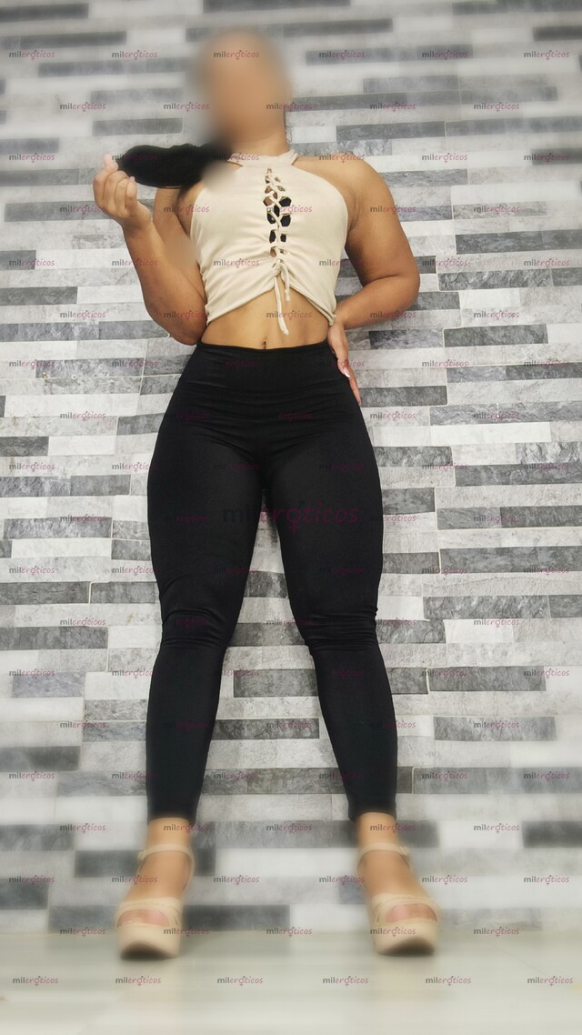 FOTOS DE SOY UNA MORENITA DELICIOSA Y CALIENTE MORBOSA