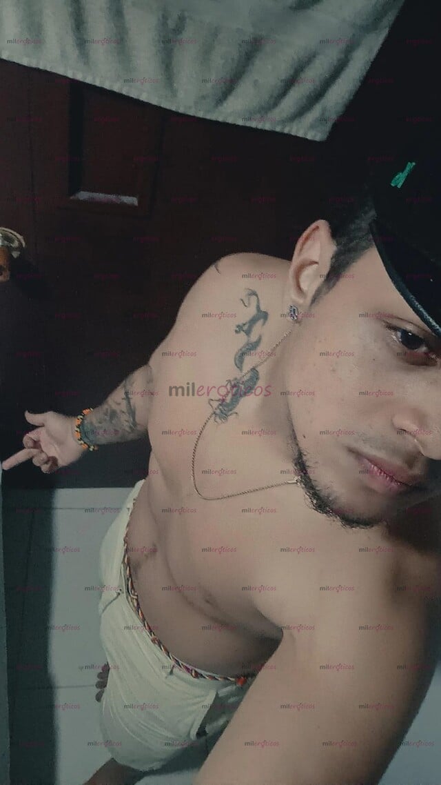FOTOS DE MI NOMBRE ES JOB UN CHICO DE 21 AÑOS DE BUEN ESTADO FÍSICO SOLO MUJERES