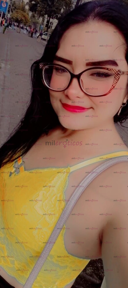 FOTOS DE FLACA PELINEGRA ARDIENTE CON GANAS DE JUGAR Y CON GANAS DE COMPLACERTE EN TODO