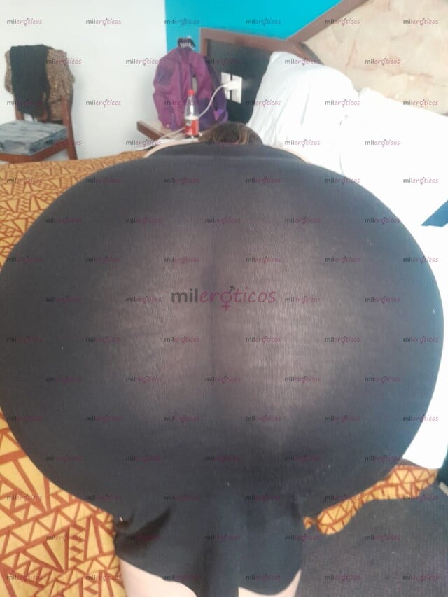 FOTOS DE DELICIOSA BBW (GORDIBUENA) CON UN GIGANTESCO CULOTE QUE TE DEJARÁ SECO