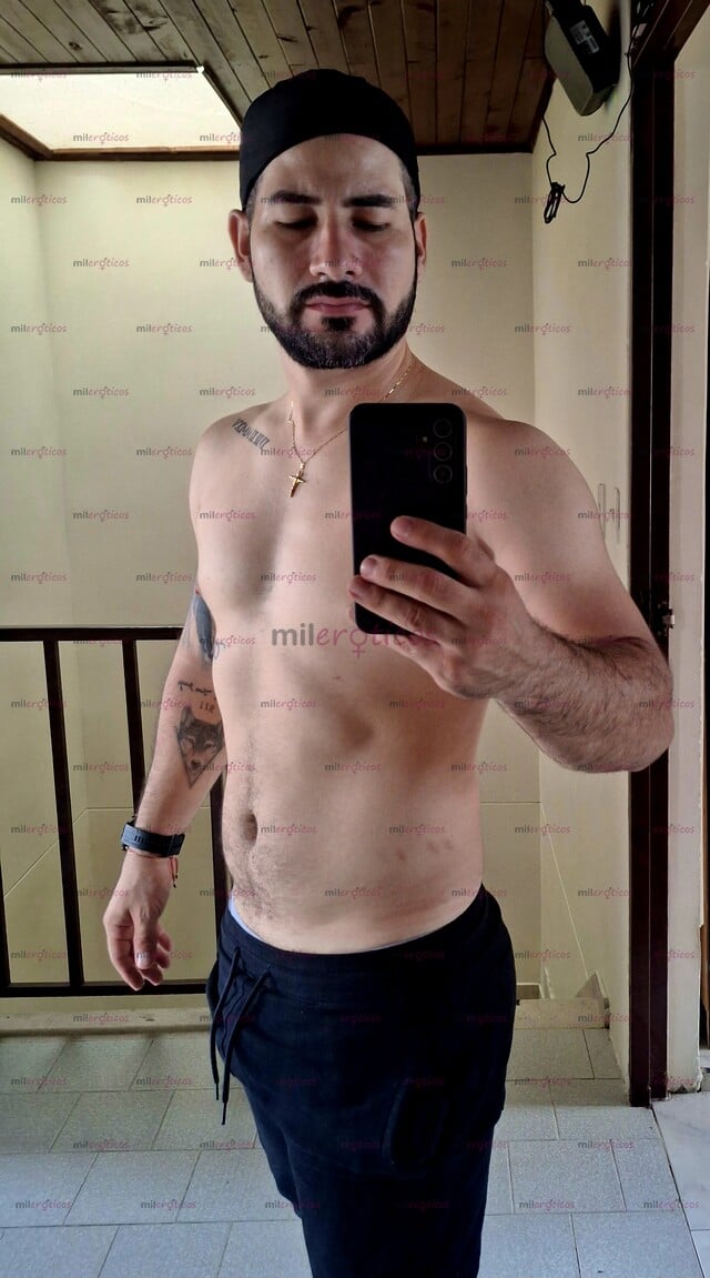 FOTOS DE DISFRUTA DE UN MASAJE EROTICO O RELAJANTE EN PAREJA