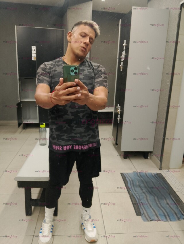 FOTOS DE CHAKAL MACHO DOMINANTE DULCERO PARA PERRAS SUMISAS