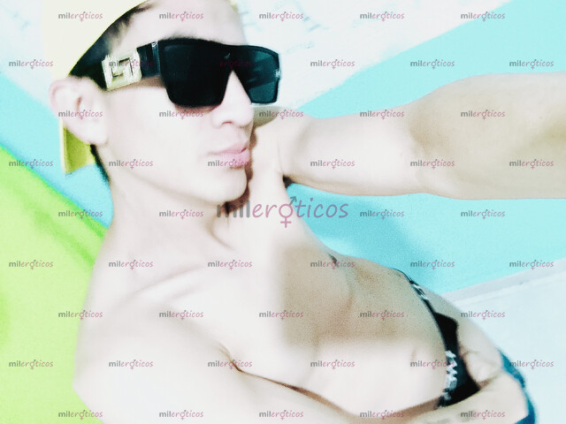 FOTOS DE MASAJE ERÓTICO PARA HOMBRES CONSENTIDORES INTER MAS PASIVO CON OJOS CLAROS Y