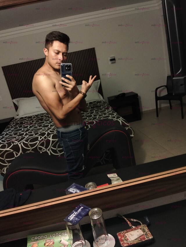 FOTOS DE MAESTRO CON CLASES MUY BUENAS QUE TE HARAN APRENDER Y QUERER REPETIR LA CLASE