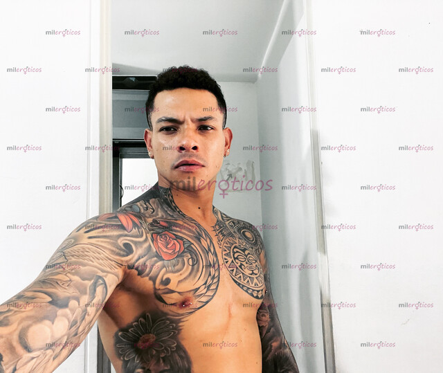 FOTOS DE MACHO TATUADO NUEVO EN TU CIUDAD VERGA TALADRADORA