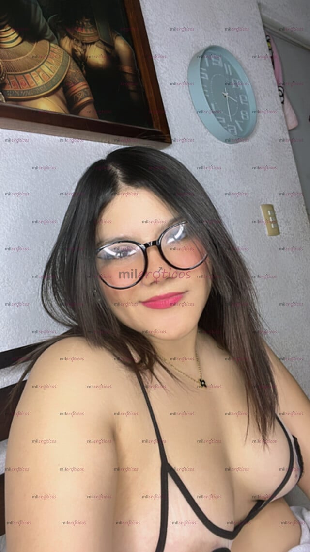 FOTOS DE CARA BONITA Y DELICIOSO CUERPO GORDI BUENA