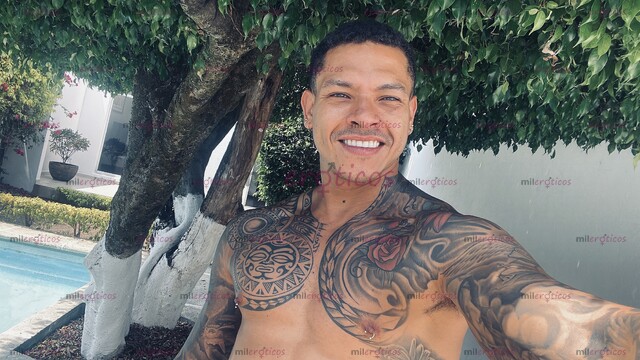 FOTOS DE MACHO TATUADO NUEVO EN TU CIUDAD VERGA TALADRADORA