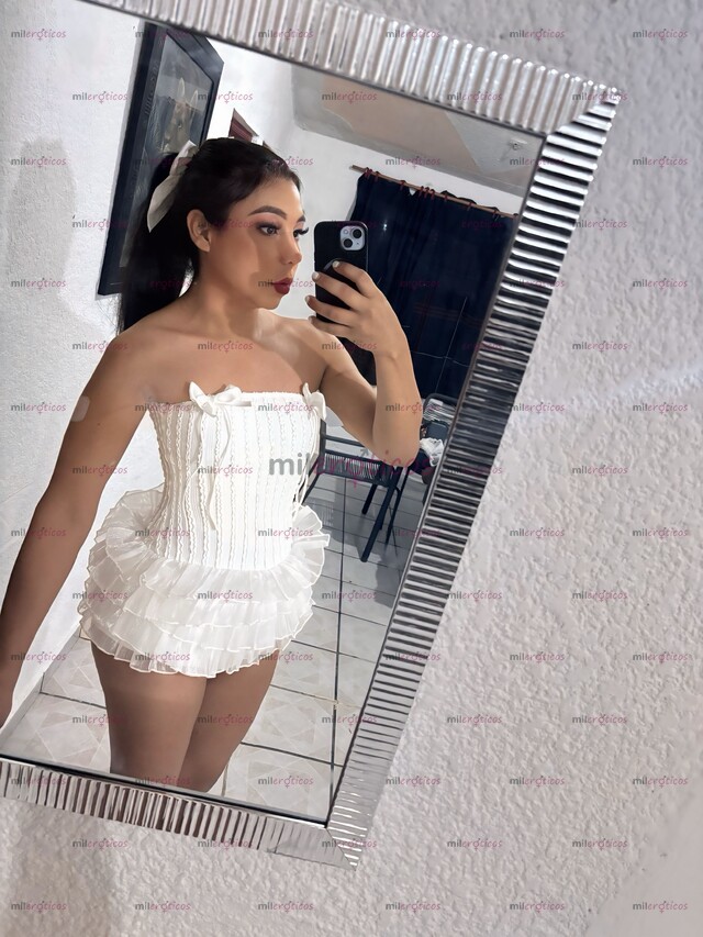 FOTOS DE RICA CHICA TRANS CON UN DELICIOSO CARAMELO