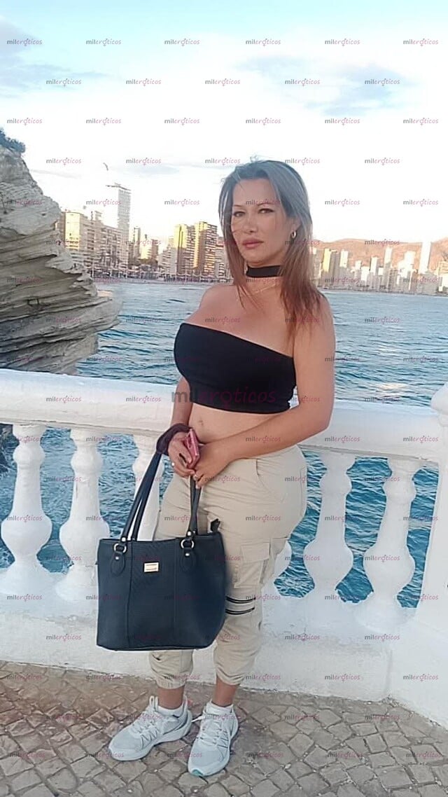 FOTOS DE GOLOSA ADICTA AL PENE GARGANTA PROFUNTA VEN Y ATRÉVETE A VIVIR TU MEJOR FANTACIA