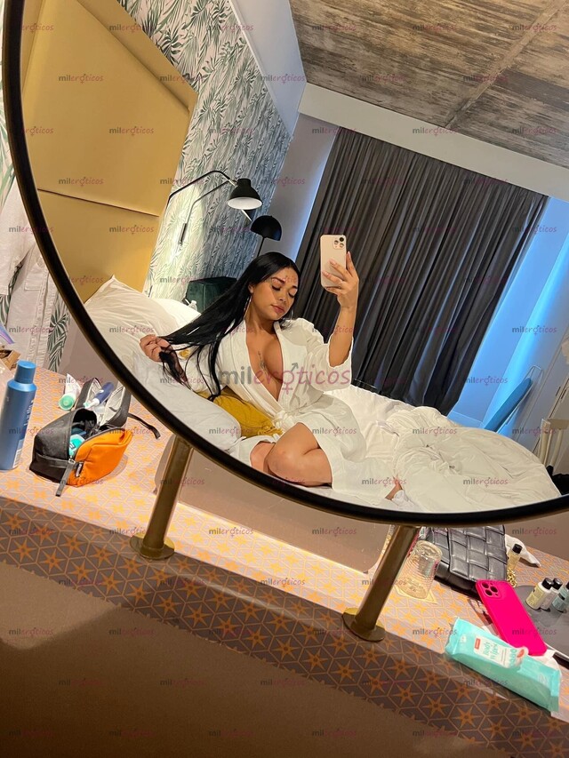 FOTOS DE EXÓTICA TRANS CULONA Y TETONA , EXCLUSIVA PORNOGRAFICA 24H
