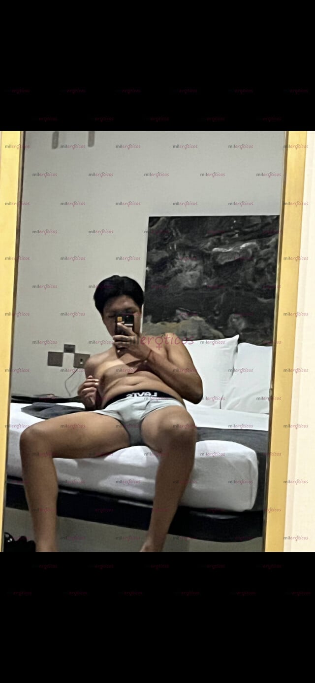 FOTOS DE SOY NUEVO POR AQUÍ BEBÉ MORBOSO Y LECHERO DOTADITO RICO