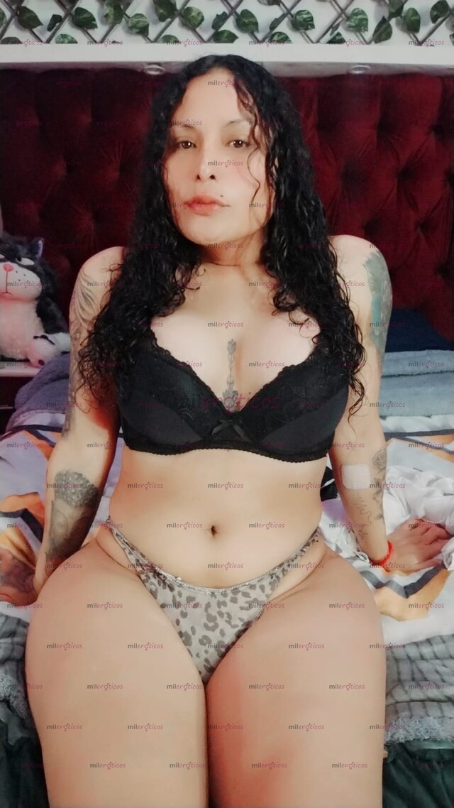 FOTOS DE VC)SUPER CALIENTE PERRA EN BRAMA...MANDAME MSJ