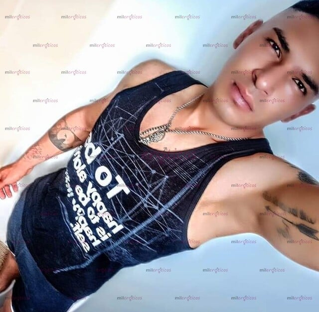 FOTOS DE CHACALON PERVERTIDO CON GANAS DE QUE GOZEZ MIS 22 CM Y HACERTE VENIR COMO NUNCA