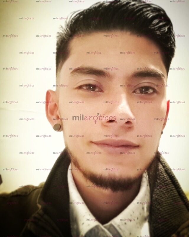 FOTOS DE JOVEN DISPONIBLE PARA PAREJAS O MUJERES SOLAS