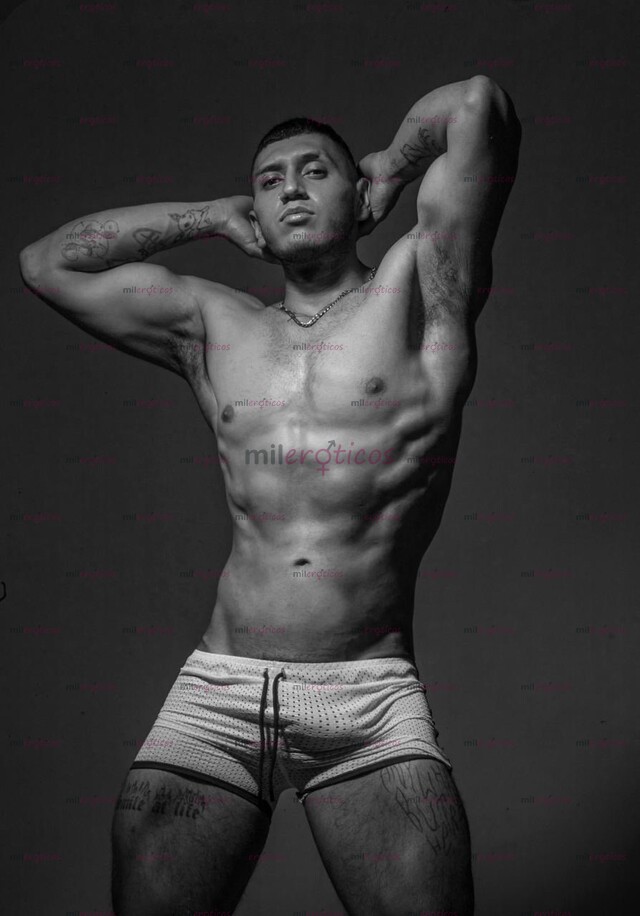 FOTOS DE MACHO ACTIVO XXL, SIEMPRE LISTO Y DURO PARA ATENDERTE