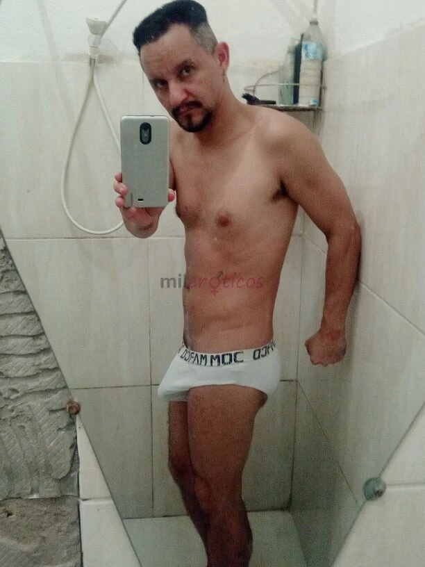 Afim de um sexo gostoso com um homem safado pirocudo e metedor chama ai nao vai se arrepender se esta cansado de garotos enfimum homem maduro companhe...