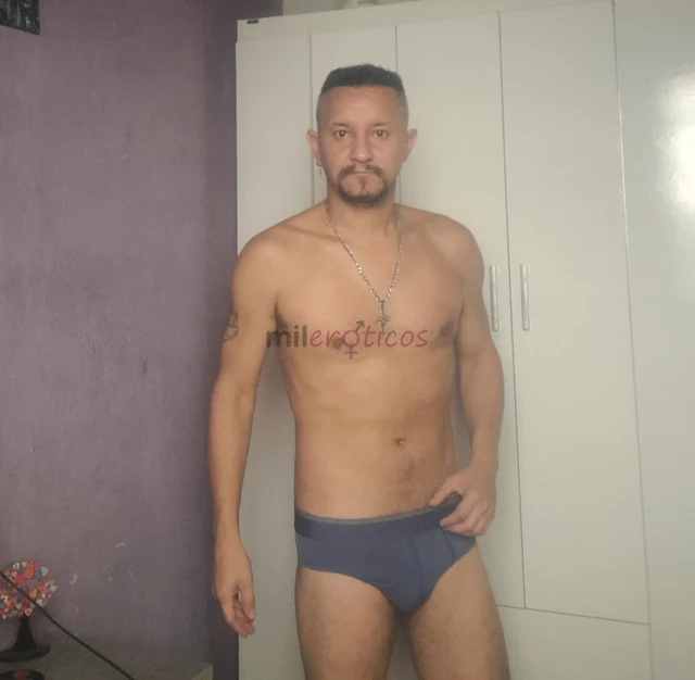 Afim de um sexo gostoso com um homem safado pirocudo e metedor chama ai nao vai se arrepender se esta cansado de garotos enfimum homem maduro companhe...