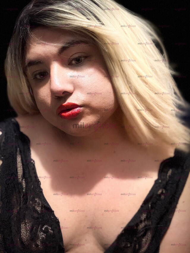 FOTOS DE CHICA RUBIA GORDIBUENA, VAMOS A PASARLA RICO BEBE