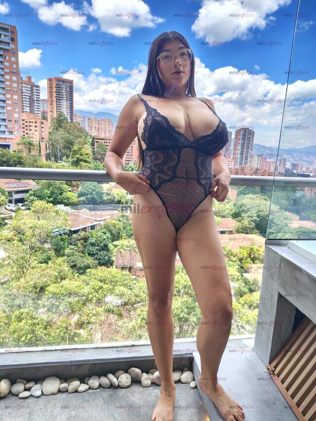 FOTOS DE KAORI LINDA MODELO PORNO DISPONIBLE,TETAS GRANDES Y NATURALES