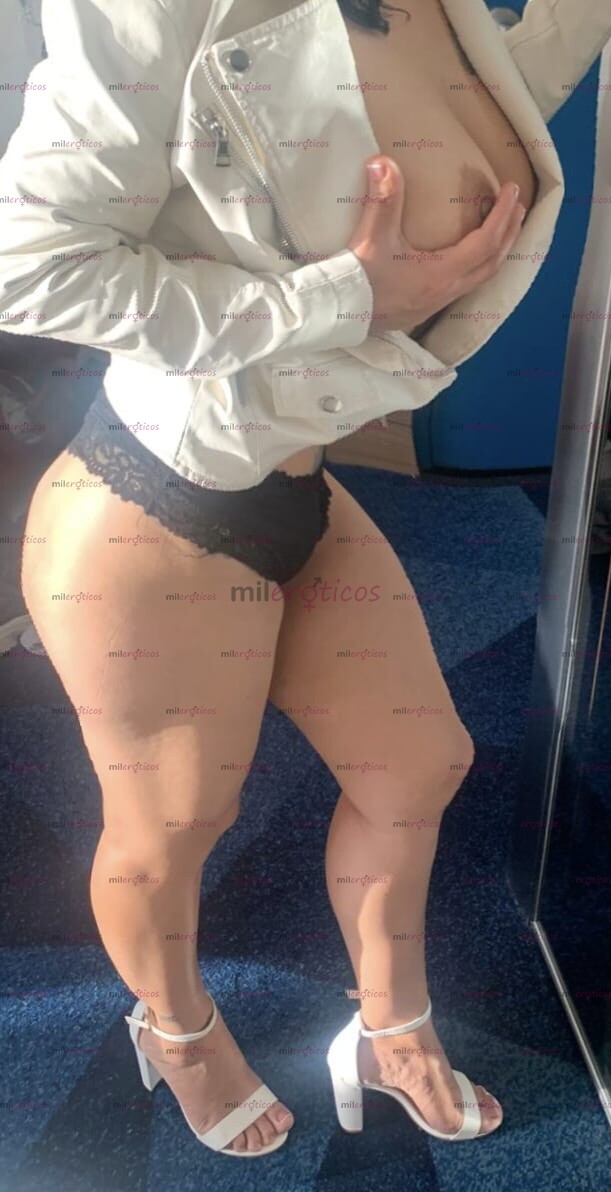 FOTOS DE EXXX EDECAN TECATE MILF SUCULENTA, TETAS RICAS!!!