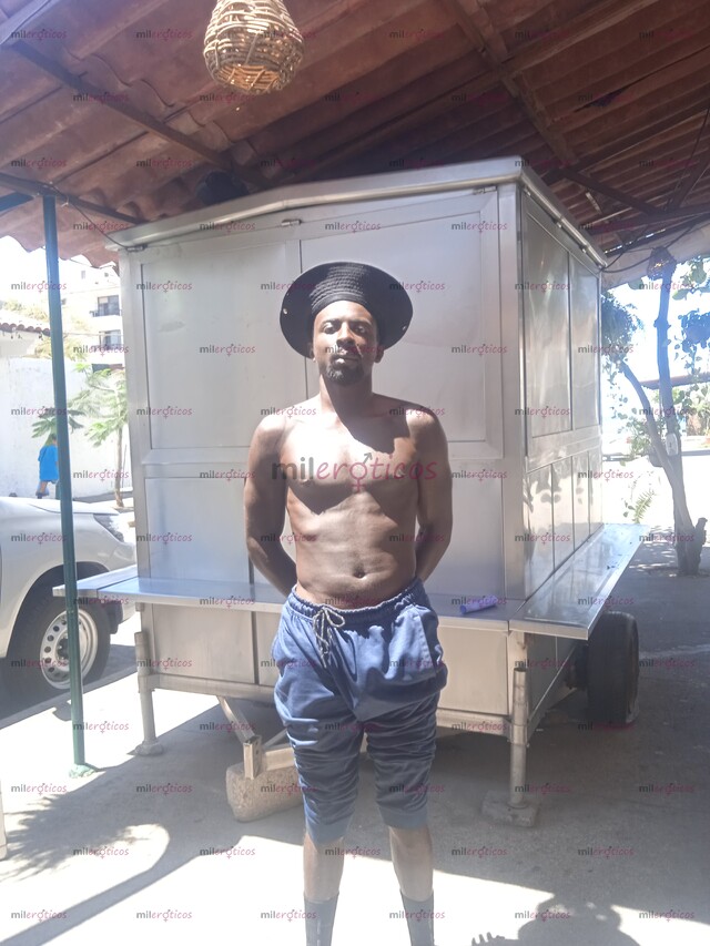 FOTOS DE EVERY MINUTE WILL BE SATISFIED, HERE TO PLEASE YOU IN EVERYWAY!