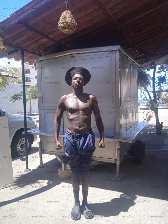 FOTOS DE EVERY MINUTE WILL BE SATISFIED, HERE TO PLEASE YOU IN EVERYWAY!