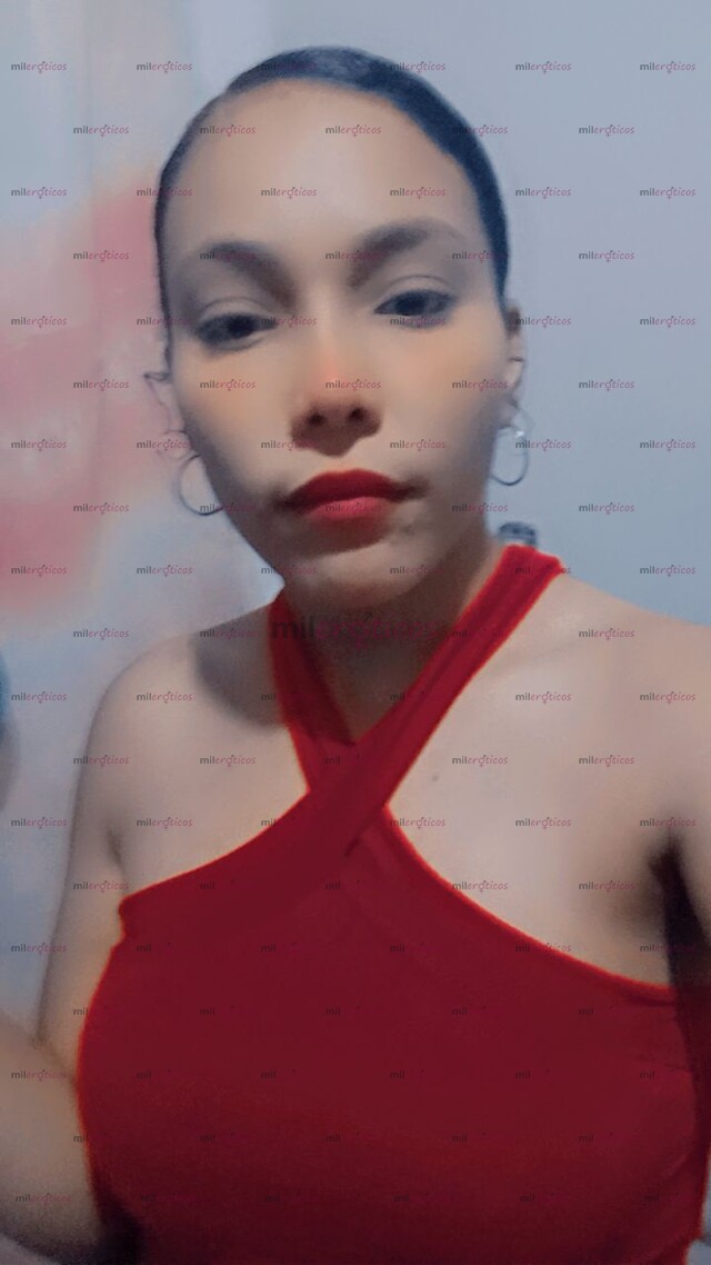 FOTOS DE SOY MORENA OJOS CAFÉ CLARO MEDIO ALTA CABELLO LARGO