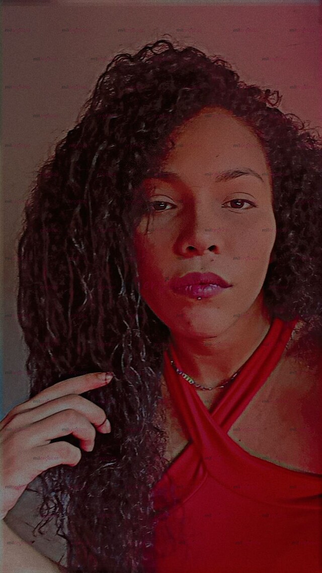 FOTOS DE SOY MORENA OJOS CAFÉ CLARO MEDIO ALTA CABELLO LARGO