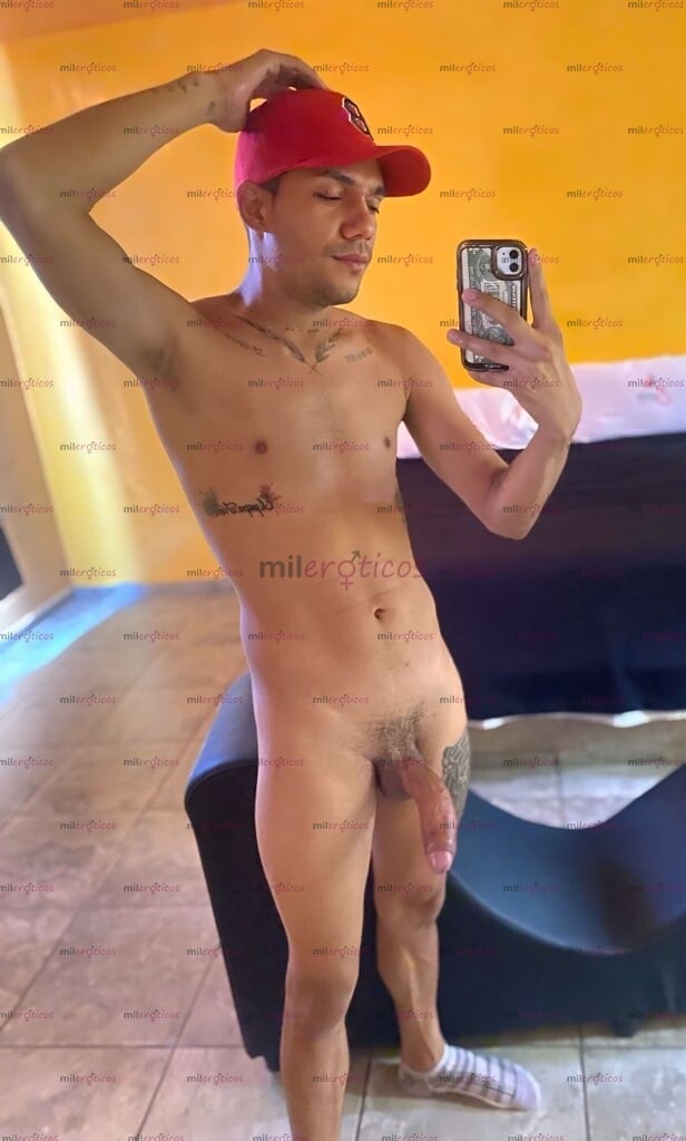 FOTOS DE SOY TU MORENO VERGON DE 22CM PARA COMPLACER TU CULO A FULL VERGA