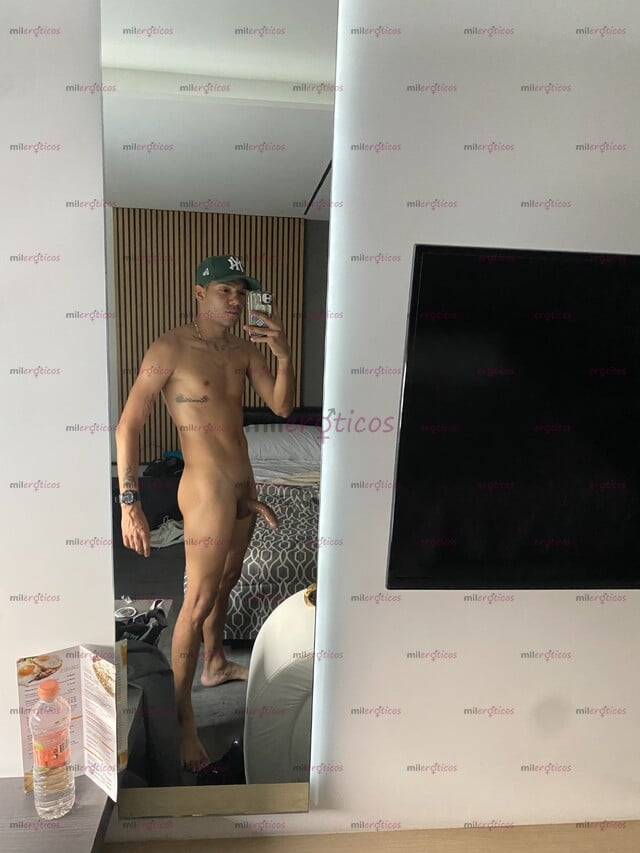 FOTOS DE SOY TU MORENO VERGON DE 22CM PARA COMPLACER TU CULO A FULL VERGA