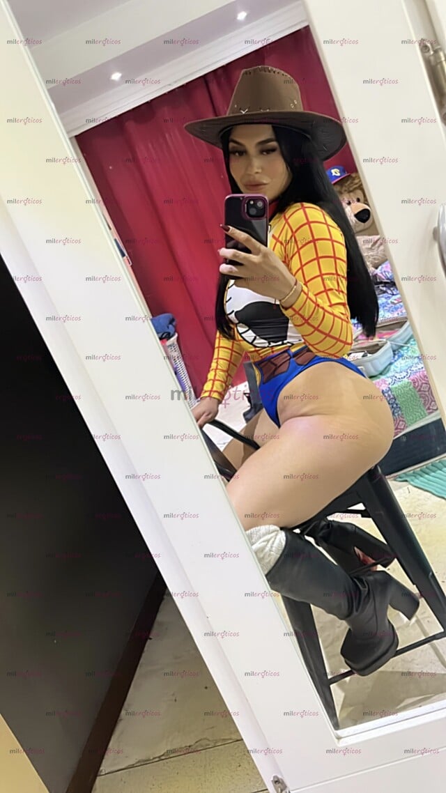 FOTOS DE PAPI SOY TU VAQUERA , CON GANAS DE LAMER , SALTAR EN TU POLLA , Y DESLECHARTE