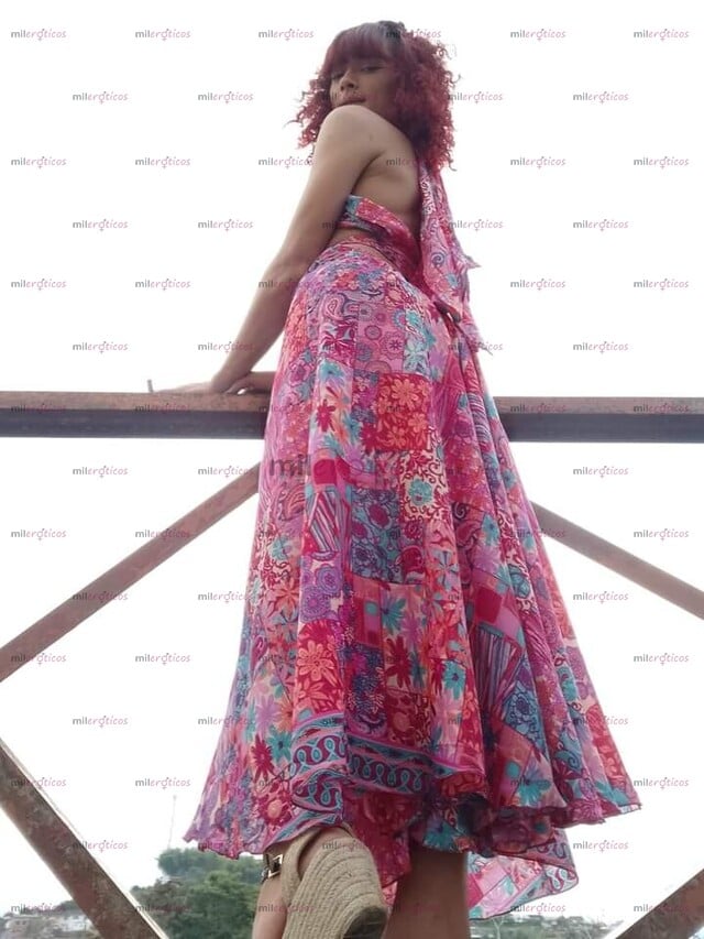 FOTOS DE CHICA DE PUEBLO CON SITIO VERSATIL MUY BIEN DOTADA CON 20 CM DESCOMPLICADA