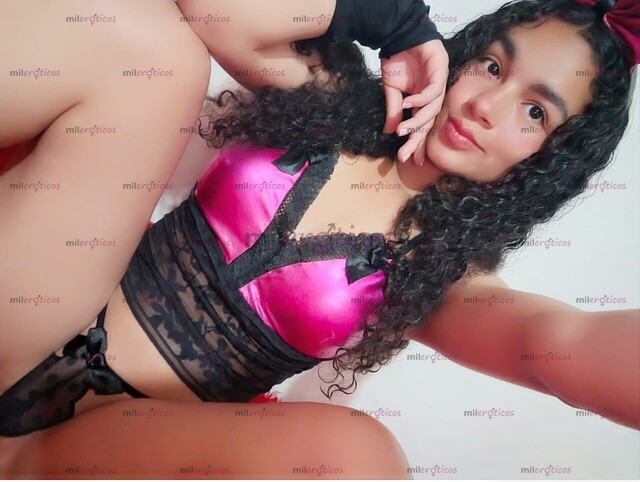 FOTOS DE HERMOSA CRESPA DE 20 AÑOS, MUY COMPLACIENTE Y CON SQUIRT, QUE TE ENLOQUECERA